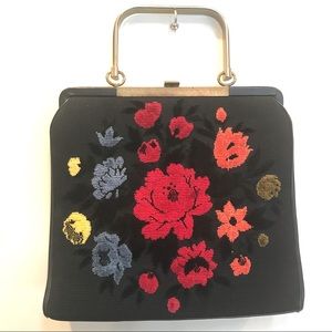 🖤Vintage Bags By Edward Black Embroidered Bag❤️